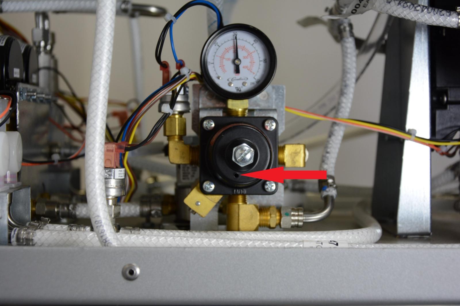 Symptom – Leaking Liquid From Side Regulator (expansion tank regulator) — step illustration